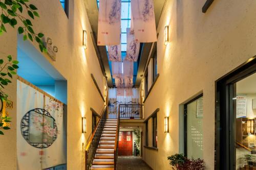 Chanhe Hui District House | Dongmoshang B&B, Lijingmen Cross Street, Luoyi Ancient City