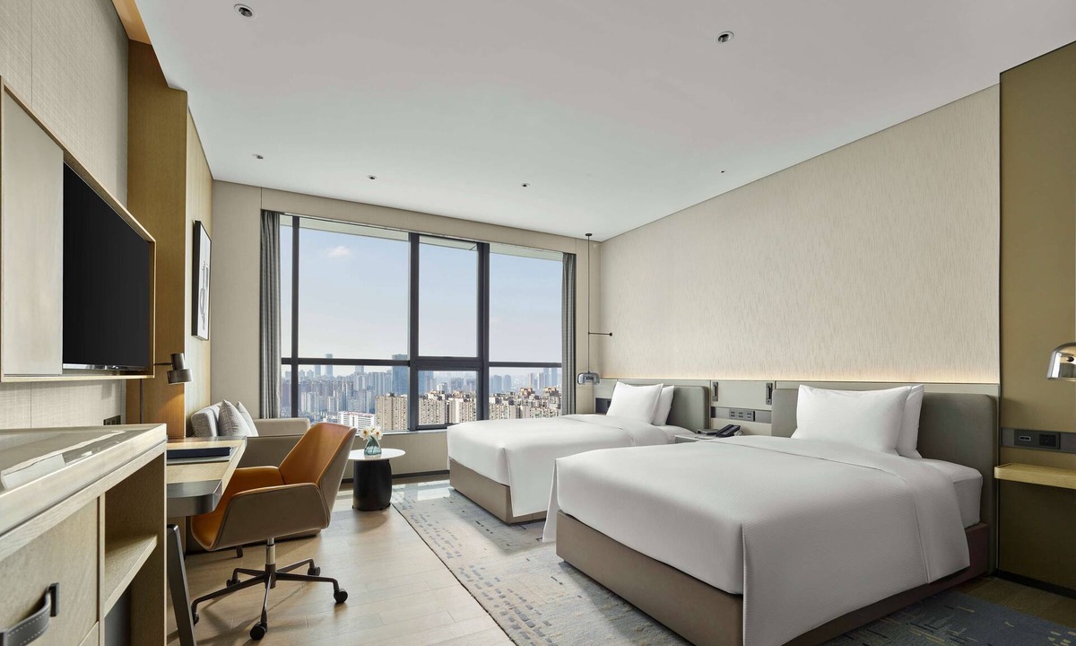 Chenghua Hotel | DoubleTree by Hilton Chengdu Riverside - Close to Panda Base and Chengdu East Railway