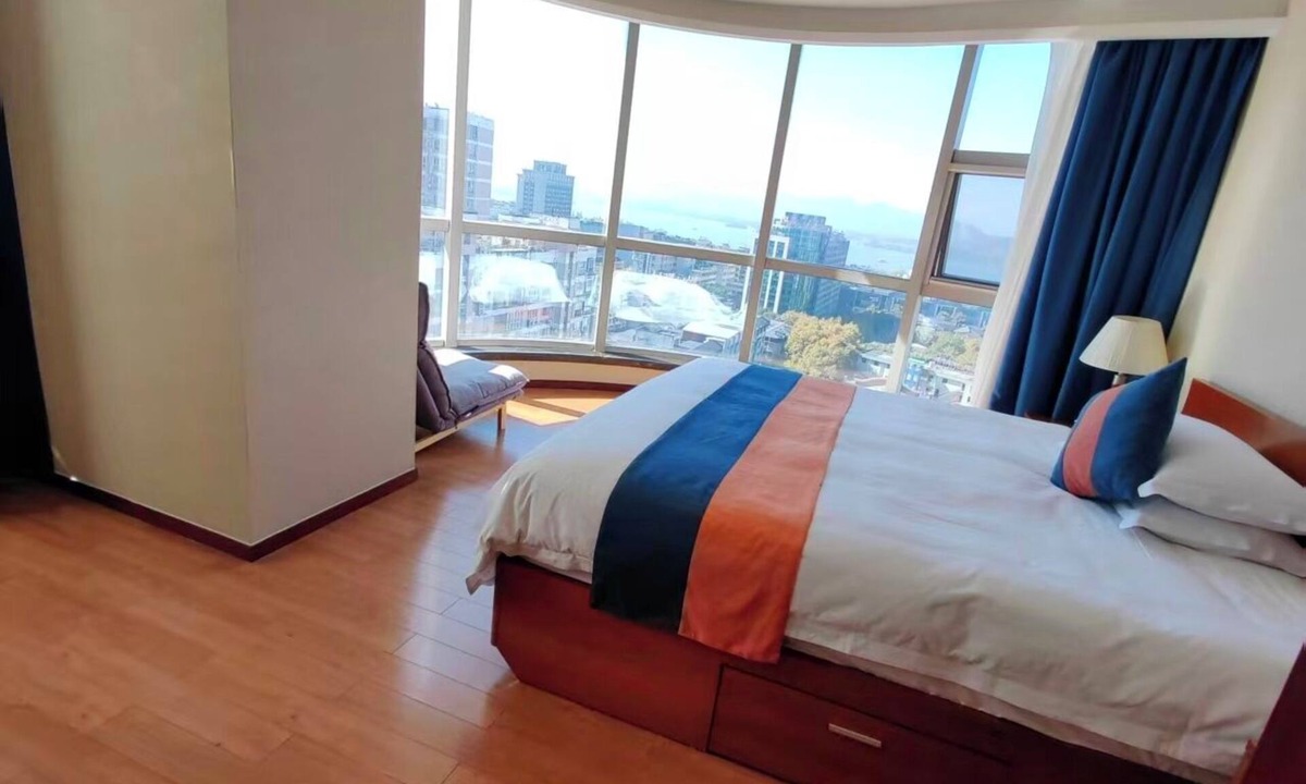 Downtown Hangzhou Apartment | East King Business Hotel Hangzhou