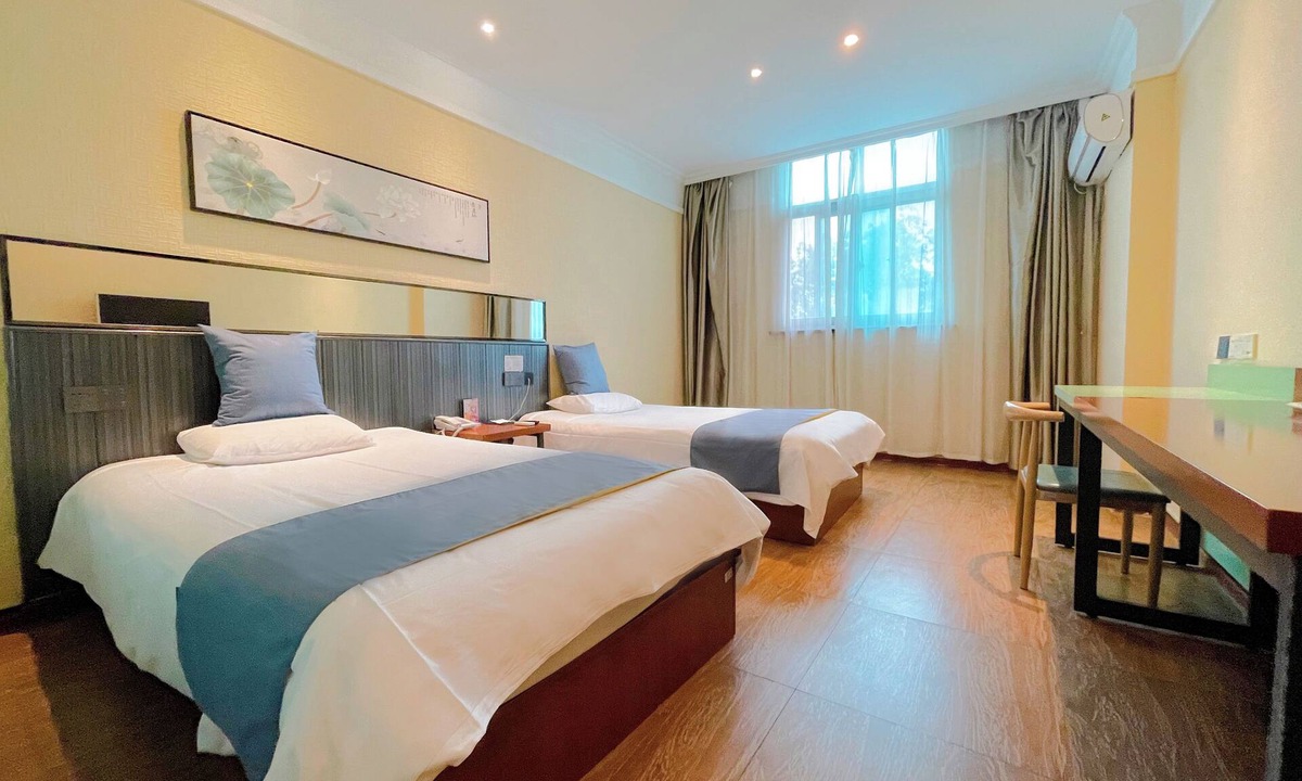 Xinqicun Hotel | East Maples Inn