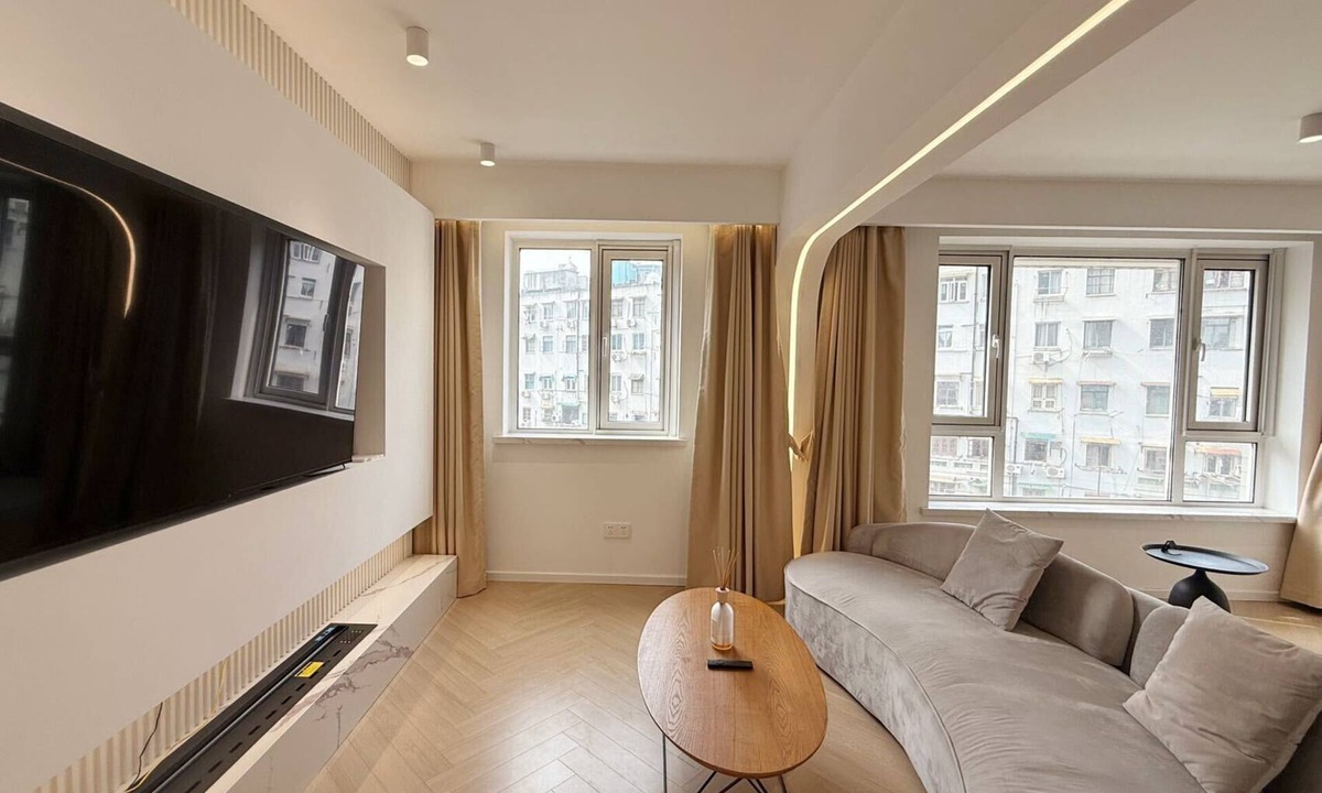 Haining Road Apartment | Eastern Hub - Cozy Family Apartment with AC/Heating/WIFI, Fully Equipment