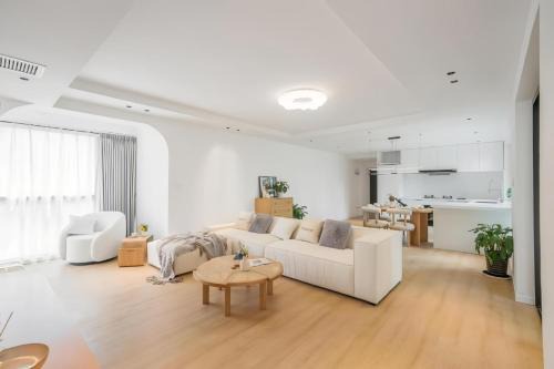 Changning Apartment | Eastern Hub - Zhongshan Park Branch Designer Boutique Home Warm two bedrooms with underfloor heating