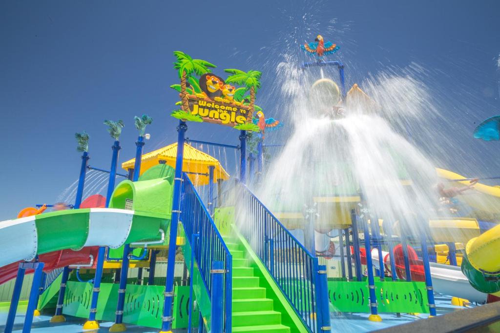 Normanville Hotel | Echo Holiday Parks - Normanville