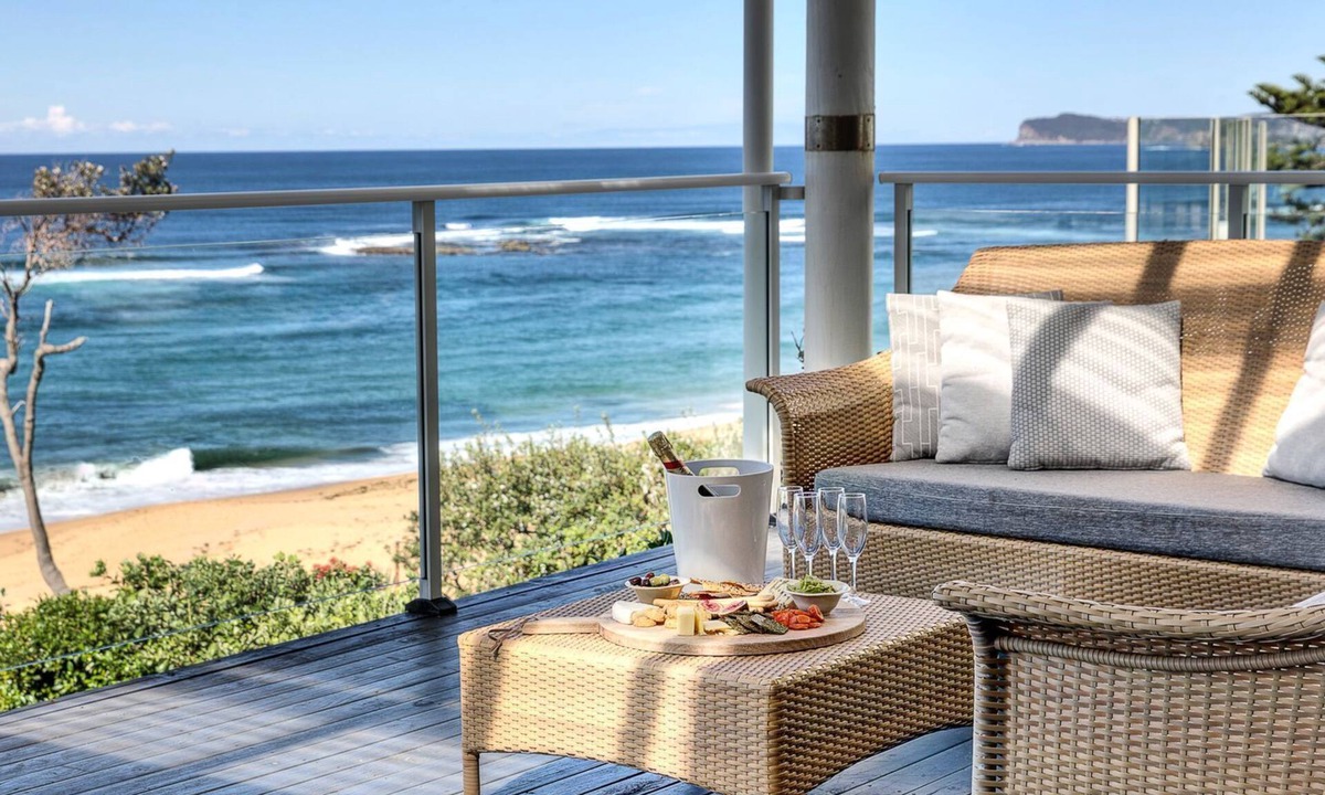 Forresters Beach House | Eleuthera - direct beach access!