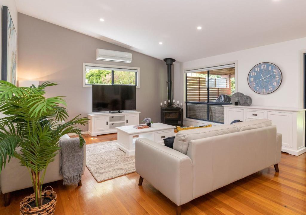 Smiths Lake House | Endless Summer at Smiths