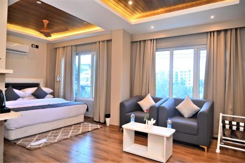 Gauhati Hotel | ESSENCE GRANDEUR