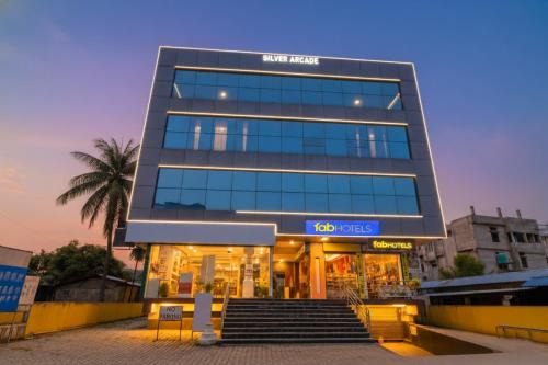 Sualkuchi Hotel | FabHotel Penthouse - A K Dev Road