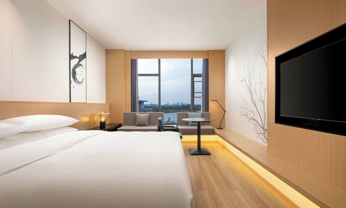 Nanqiao District Hotel | Fairfield by Marriott Chuzhou Railway Station