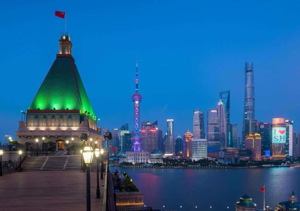 Downtown Shanghai Hotel | Fairmont Peace Hotel on the Bund