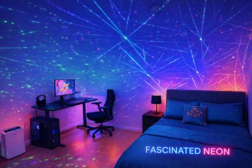Hurstville House | Fascinating Neon - Master Room Beside Station - With Private bathroom and walk-in wardrobe