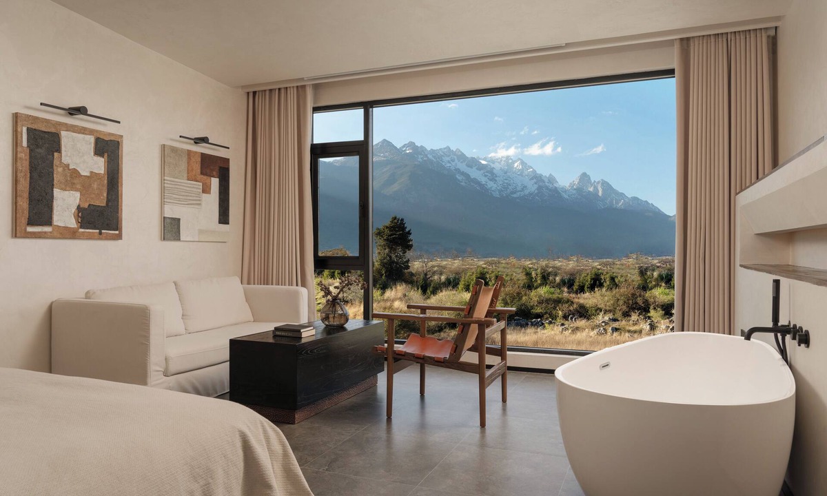 Yulong Hotel | Floating Life Boundless Wild Resort