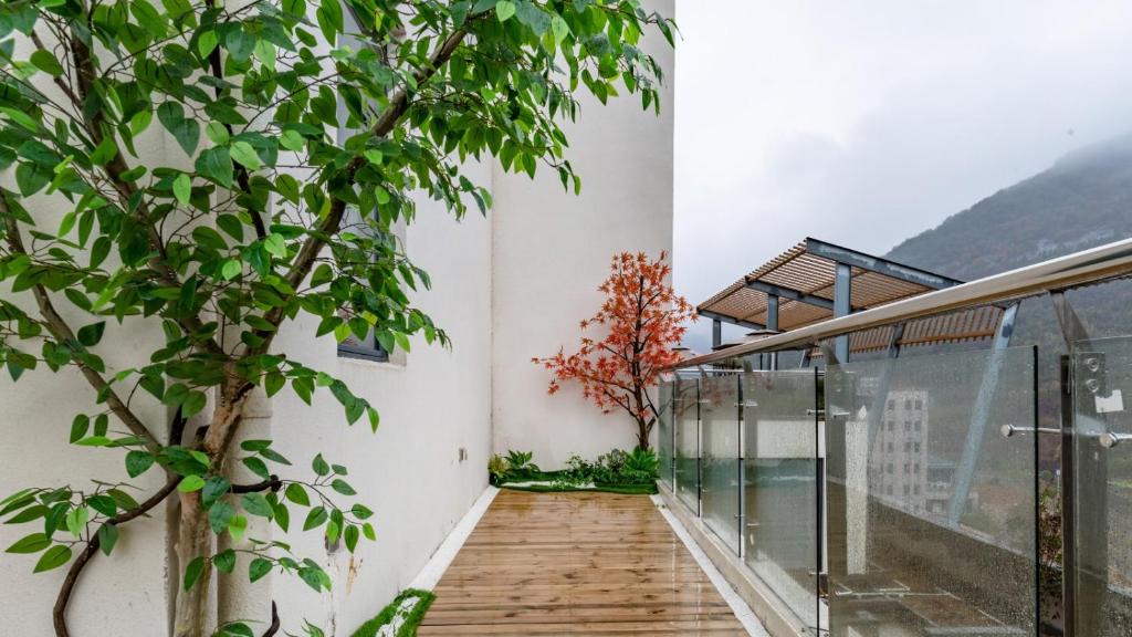 Chizhou Hotel | Floral Hotel Shitai Se Shui Wan