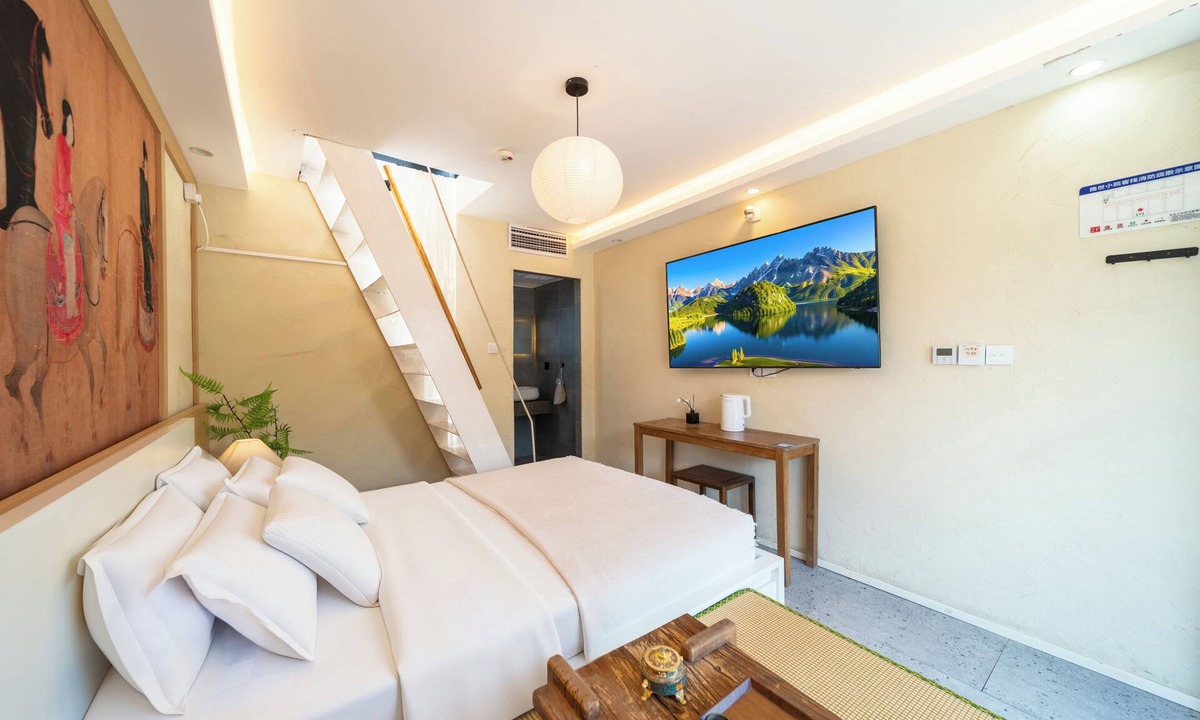 Xicheng Hotel | Forbidden City Hutong Courtyard