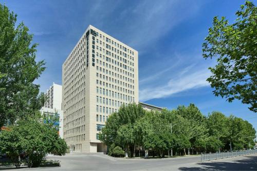Yining Hotel | Four Points by Sheraton Yining
