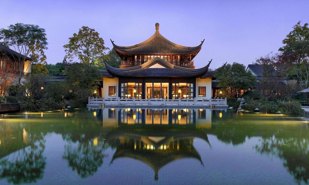 Xihu Hotel | Four Seasons Hotel Hangzhou at West Lake
