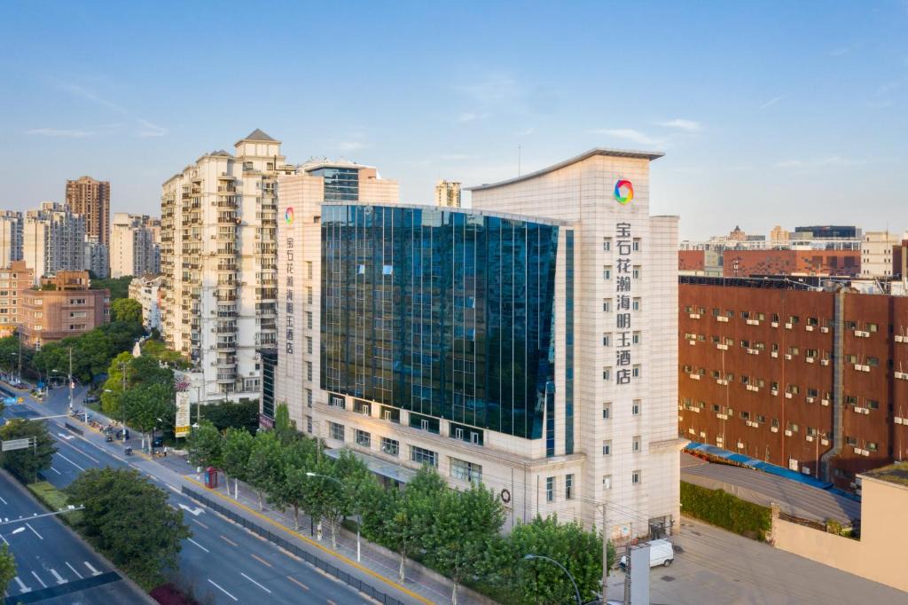 Yangpu Hotel | Gem Flower Hotel - North Bund