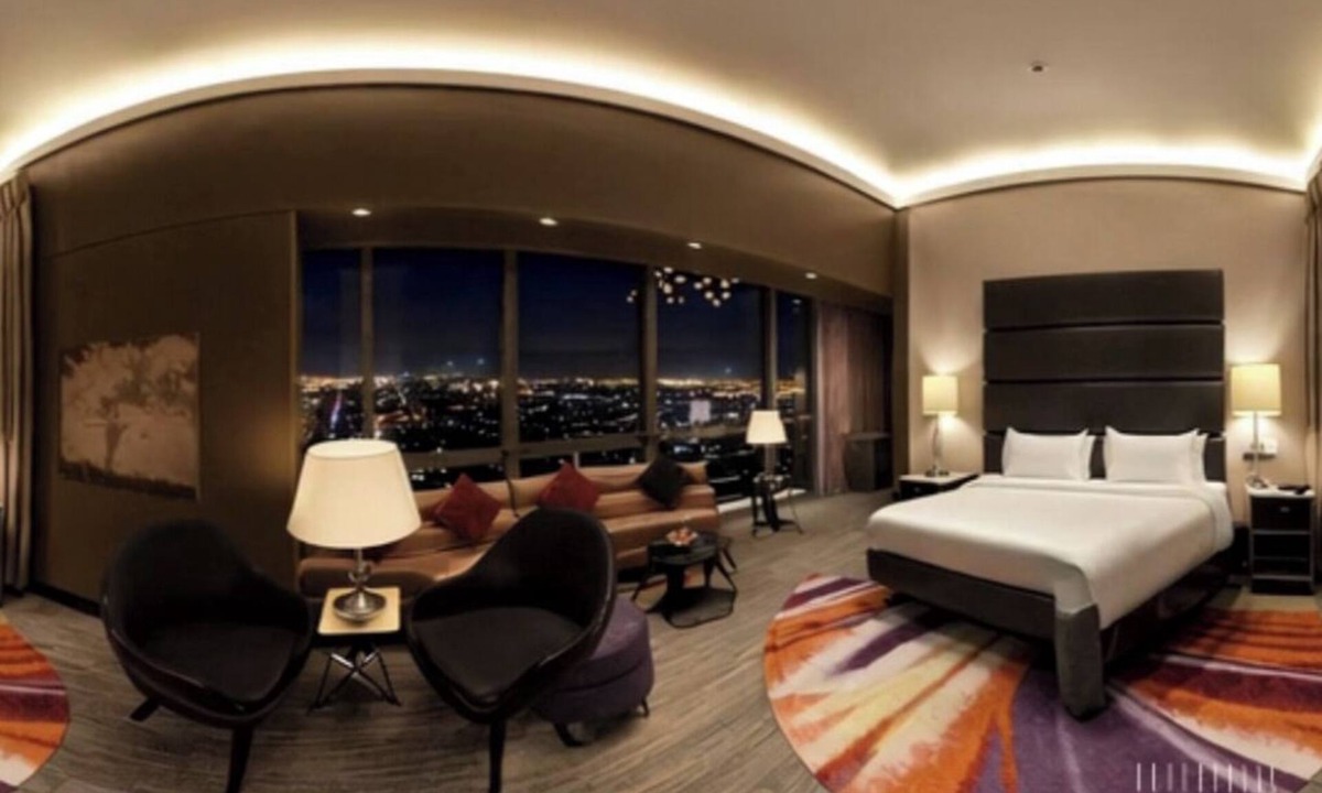 Tangxiazhen Hotel | Gold King Room at Luxury Hotel in Shenzhen Mission Hills