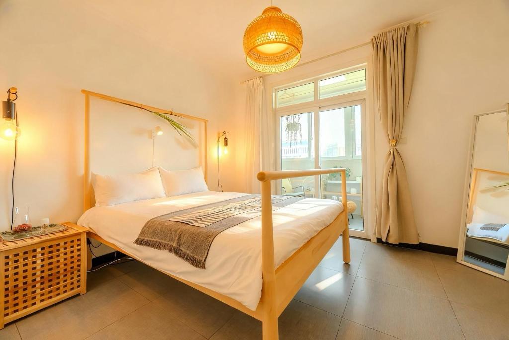 Weiyang Apartment | Gongxi Brand 2BR Apartment TOP RATED Host Managed By 5-Year Near Subway