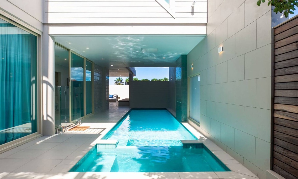 Clovelly House | Gordons Bay Vista