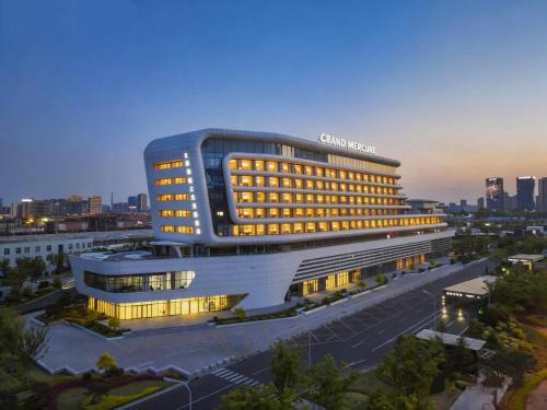 Donggang District Hotel | Grand Mercure Rizhao Haiqu