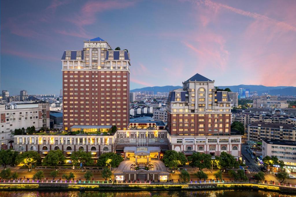 Yuyao Shi Hotel | Grand Pacific Hotel Ningbo