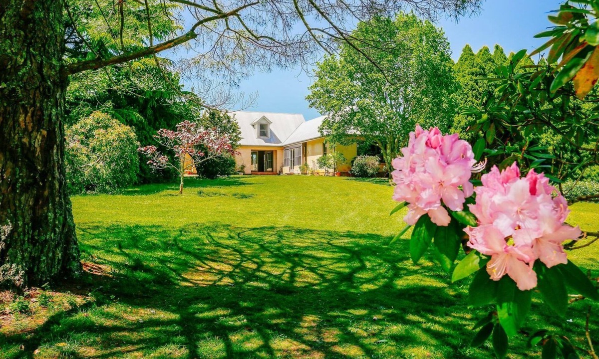 Bundanoon House | Green Meadow Farm - wonderful country stay for families & friends
