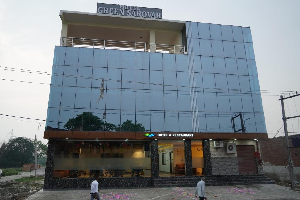 Sadabad Hotel | GreenSarovar Hotel