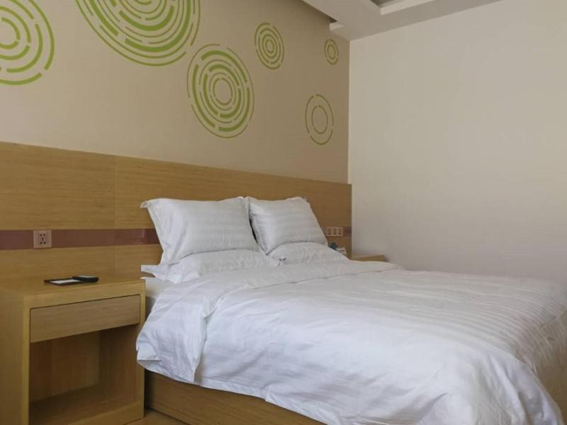 Chengdong Qu Hotel | GreenTree Inn Xining Railway Station Hotel
