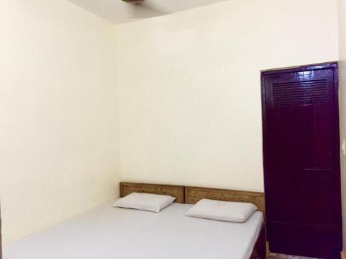Varanasi Hotel | GRG Shanti Guest House Varanasi Near Manikarnika Ghat