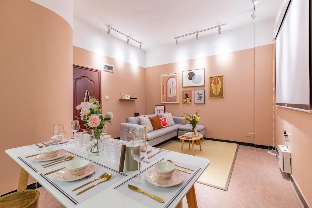 Tianhe Center Hotel | Guangzhou Sports West Railway Station of Tianhe District,Locals Hotels Apartment00185140