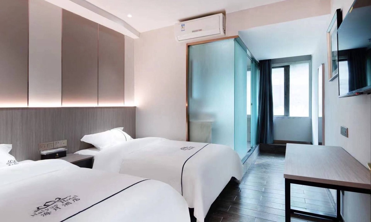 Baiyun Hotel | Hai Yue Totel