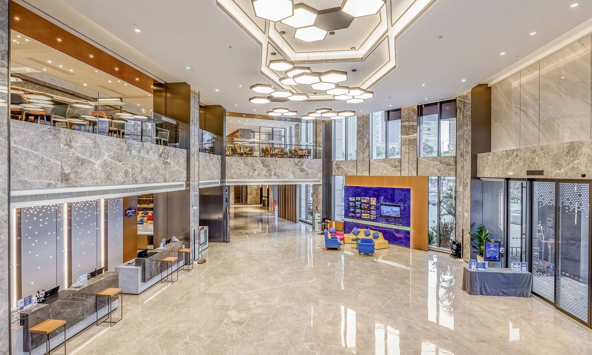 Dongguan City Center Hotel | Hampton by Hilton Dongguan Cntrl Square