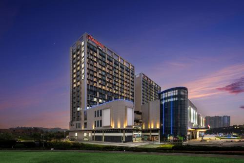 Nanhai Hotel | Hampton by Hilton Foshan Nanhai Movie and TV Town