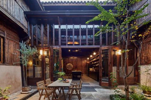 Songjiaxi House | Hangzhou Eight Blessings Inn-200 years old courtyard house