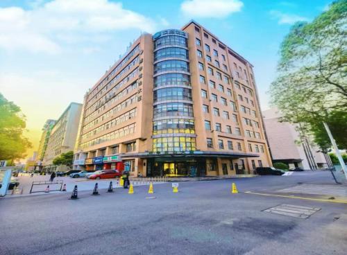 Hongqiao Hotel | Hanting Hotel Shanghai Caohejing Yishan Road