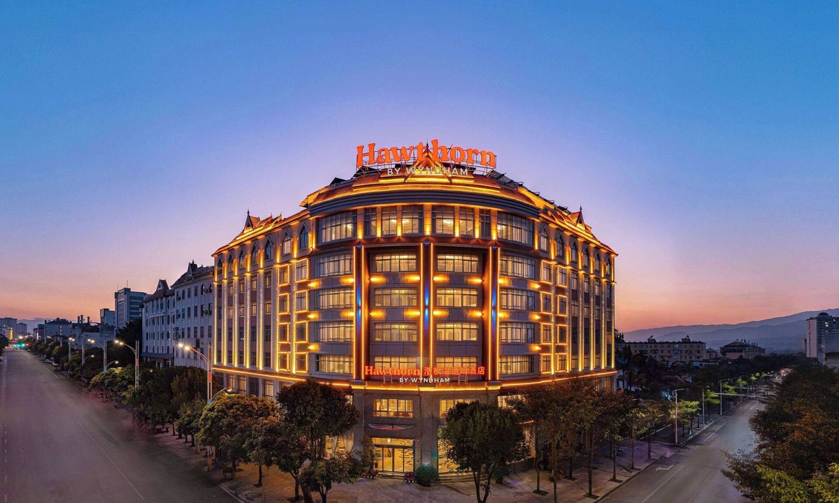 Luxi Hotel | Hawthorn by Wyndham Dehong Mangshi