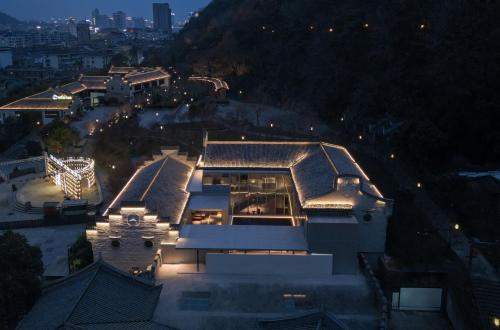 Linhai Hotel | Hayama Pagoda Villa