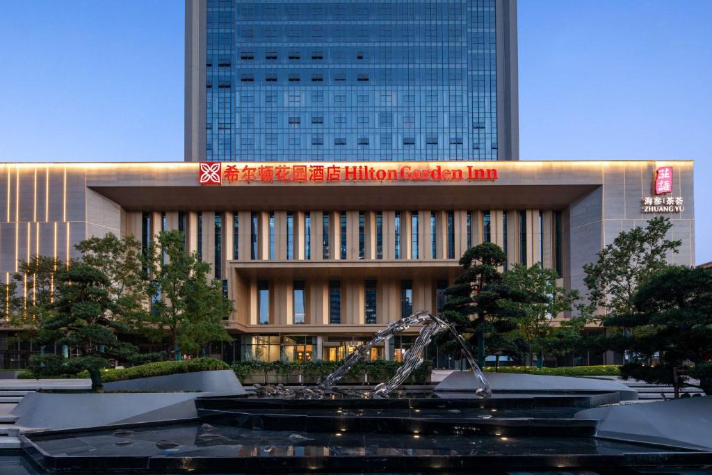 Luolong Hotel | Hilton Garden Inn Luoyang Kaiyuan Avenue