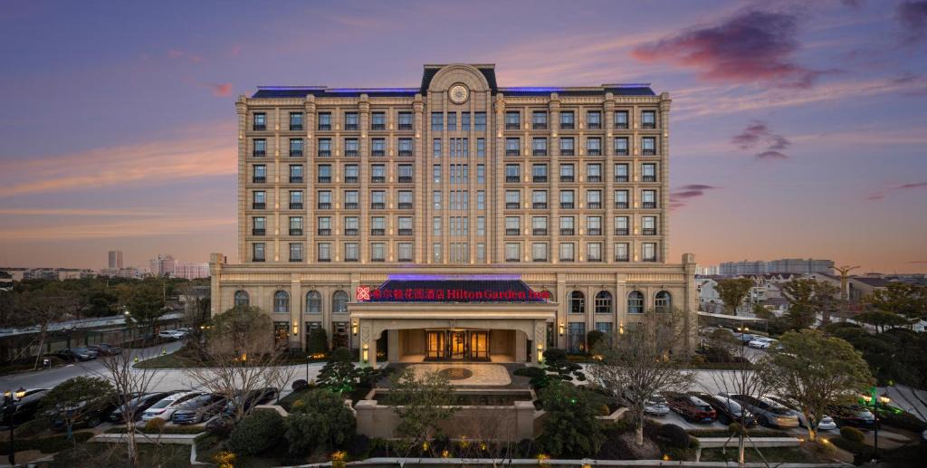 Pudong Hotel | Hilton Garden Inn Shanghai High-Speed East Railway Station