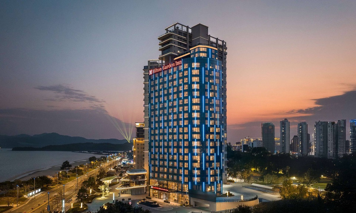 Chengqu District Hotel | Hilton Garden Inn Shanwei Haibin Boulevard