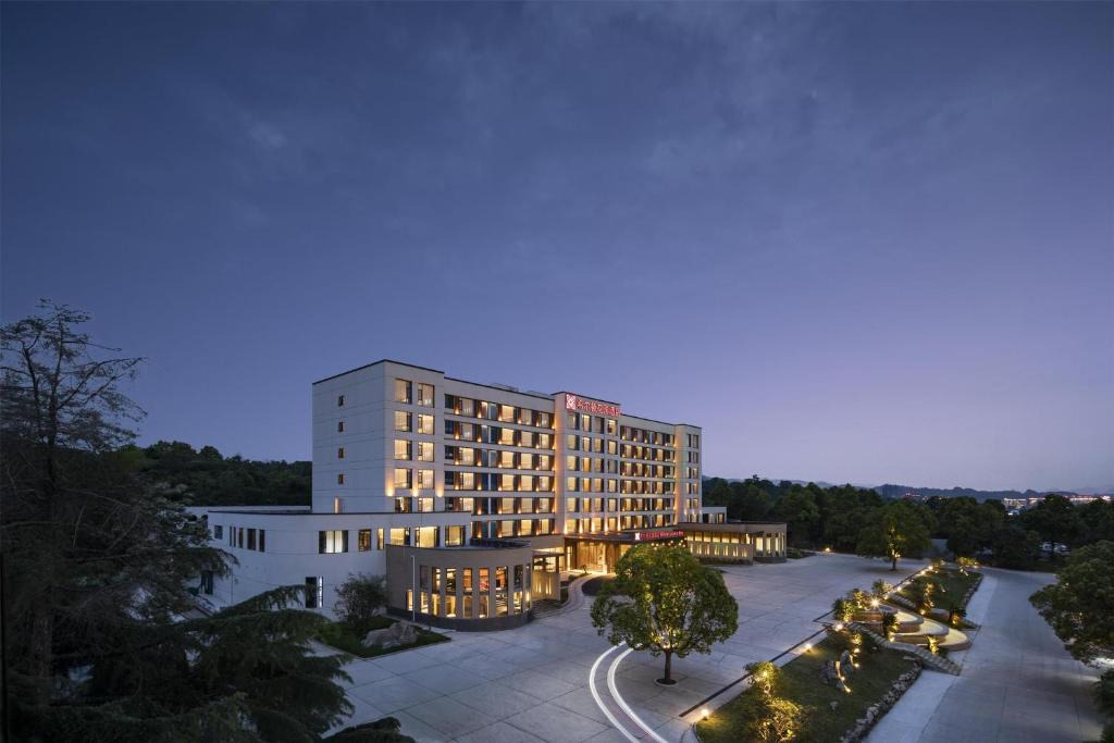 Yongding Hotel | Hilton Garden Inn Zhangjiajie Tianmen Mountain