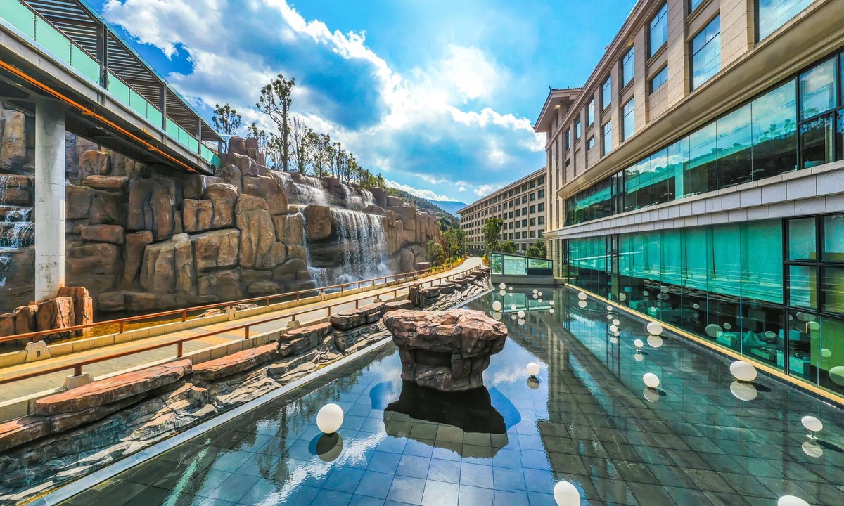 Yulong Resort | Hilton Lijiang