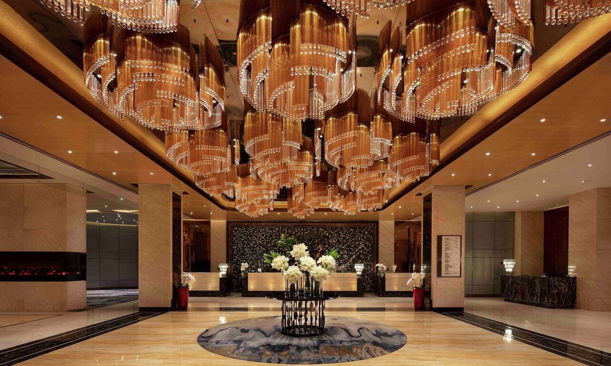 Huayuan Road Area Hotel | Hilton Zhengzhou