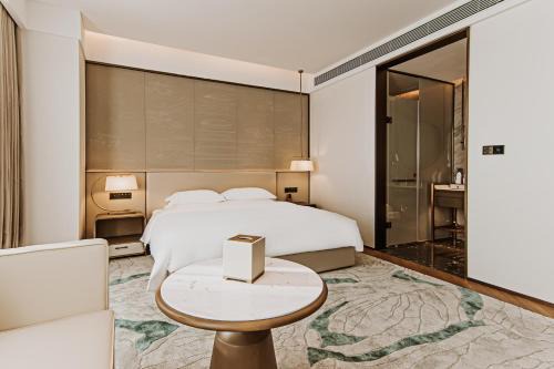 Hohhot Hotel | Hohhot East Railway Station Kaiyuan Mingting Hotel
