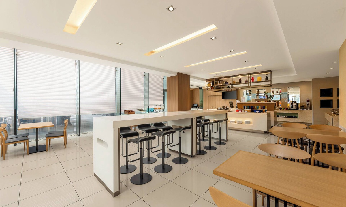 Chaoyang Hotel | Holiday Inn Express Beijing Airport Zone by IHG