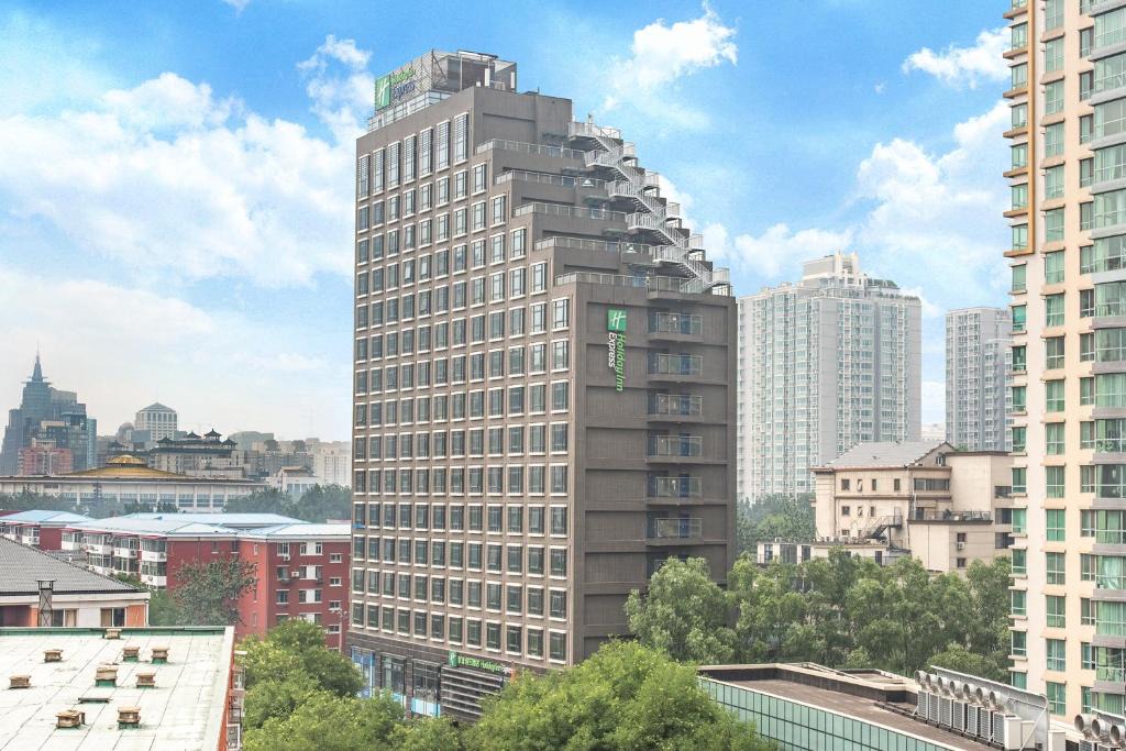 Downtown Beijing Hotel | Holiday Inn Express Beijing Dongzhimen by IHG