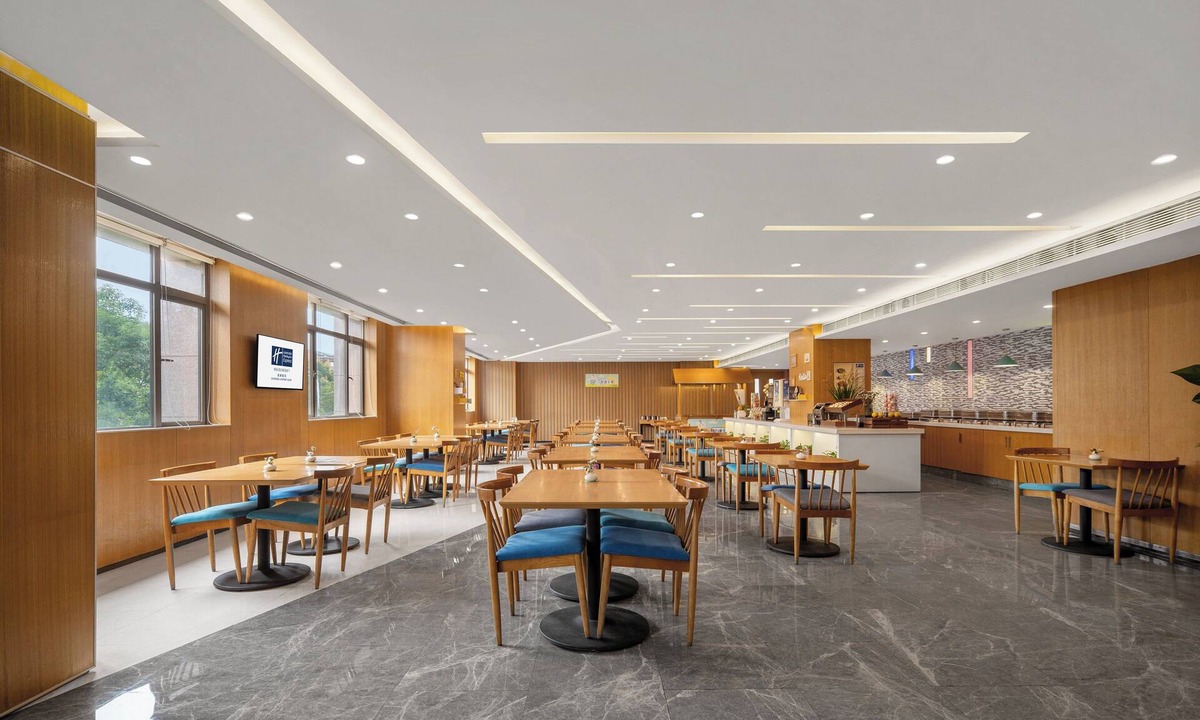 Shuangliu District Hotel | Holiday Inn Express Chengdu Airport Zone by IHG