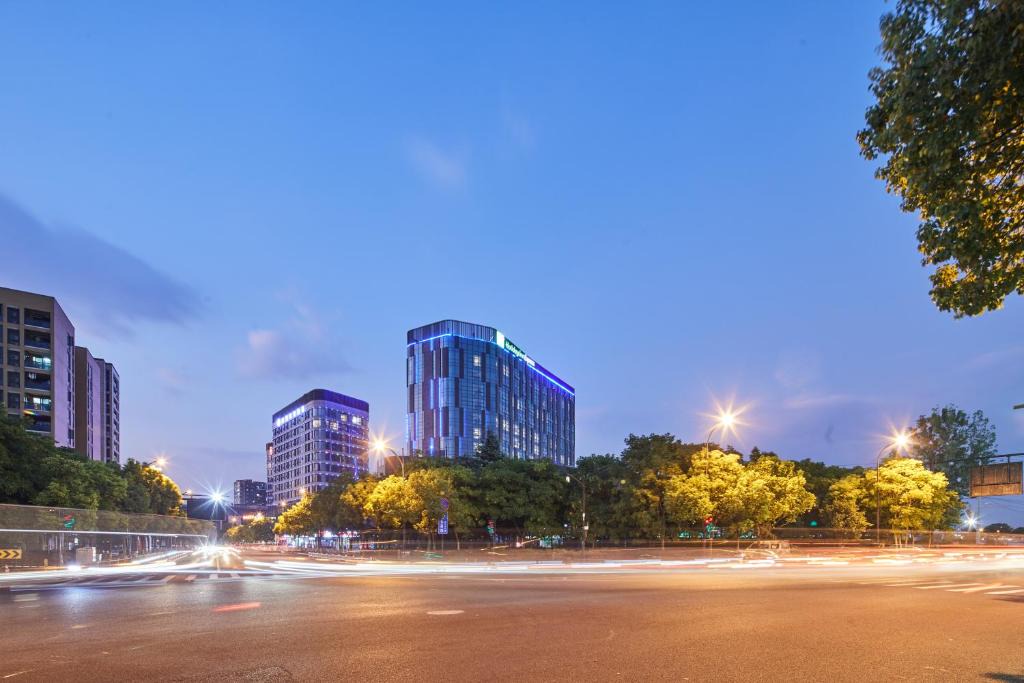 Jianggan Hotel | Holiday Inn Express Hangzhou Jiuzhou by IHG