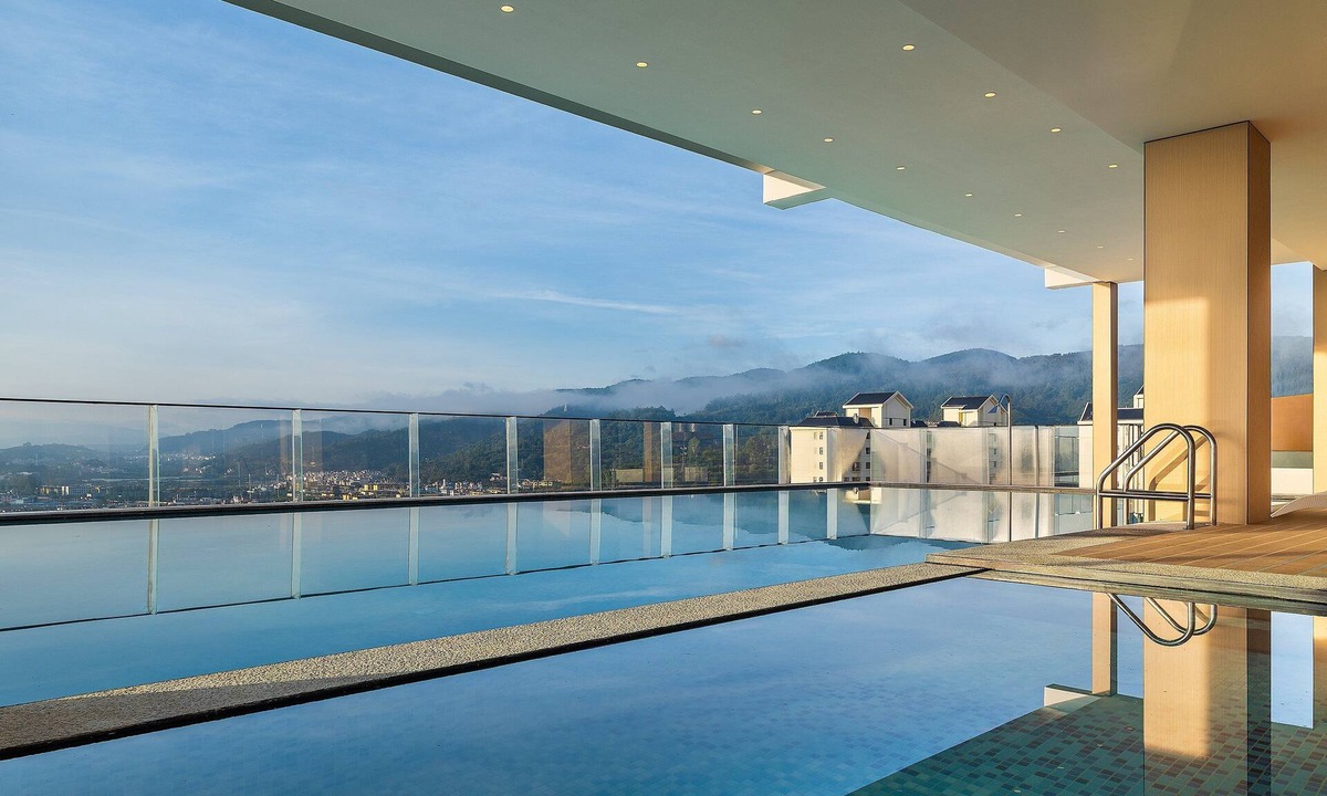Yiliang County Hotel | Holiday Inn Express Kunming Yiliang Center by IHG
