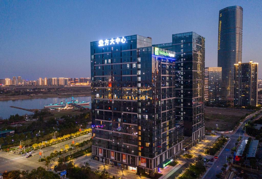 Nanchang Hotel | Holiday Inn Express Nanchang Riverside by IHG